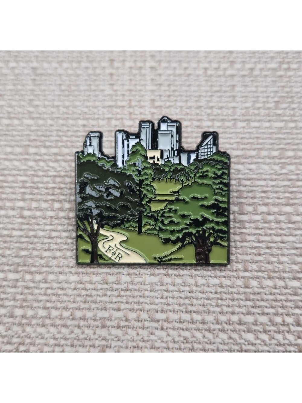 Fulton & Roark Ramble Enamel Pin Central Park NYC A7348